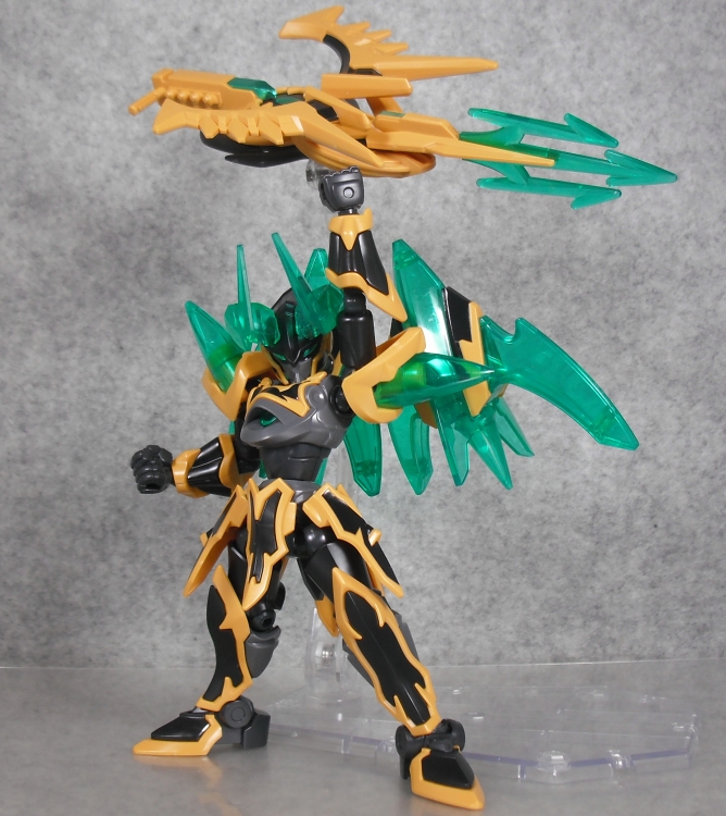 ダンボール戦機 「シャドールシファー」 レビュー