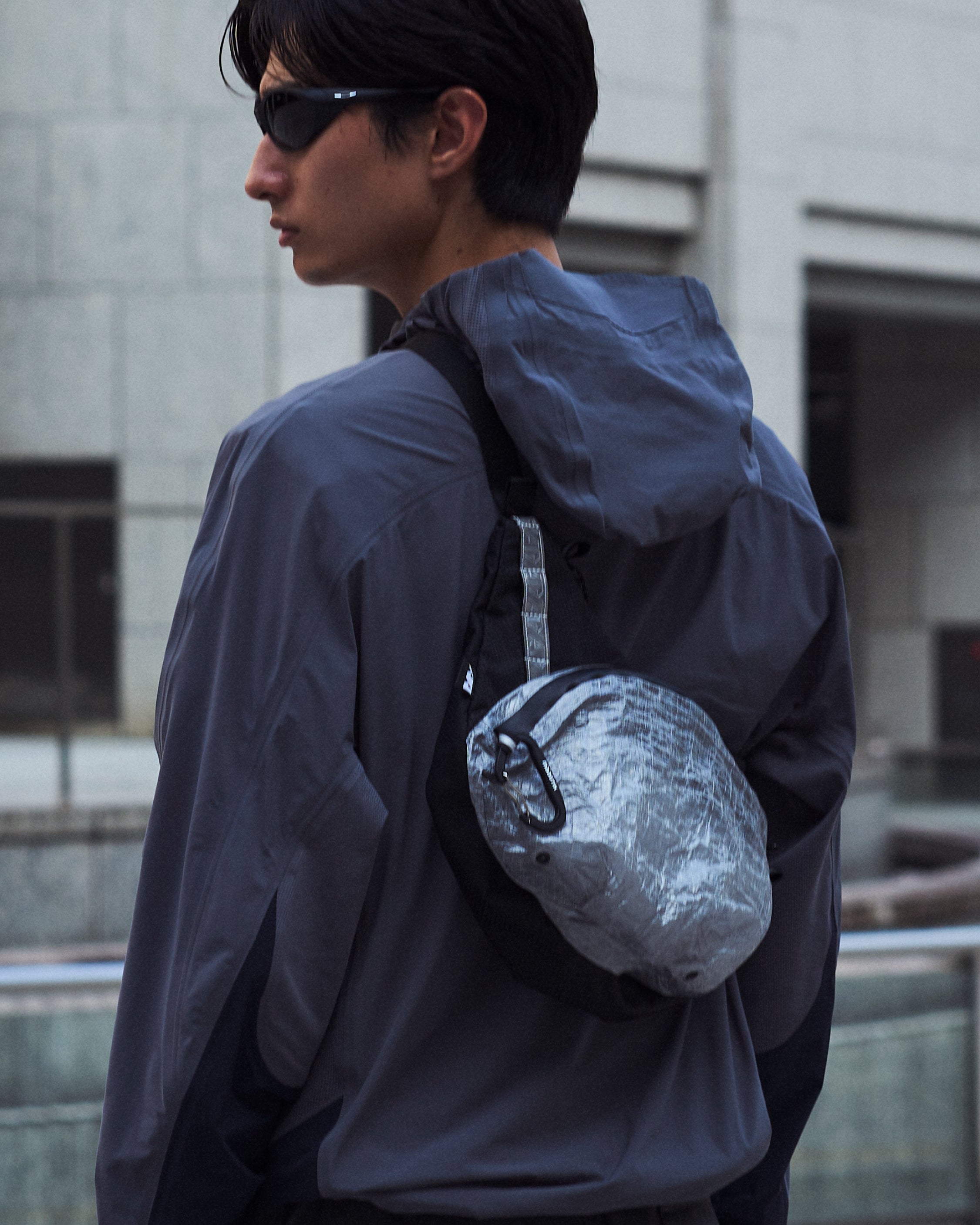 SLING BAG 7.6 – maastik
