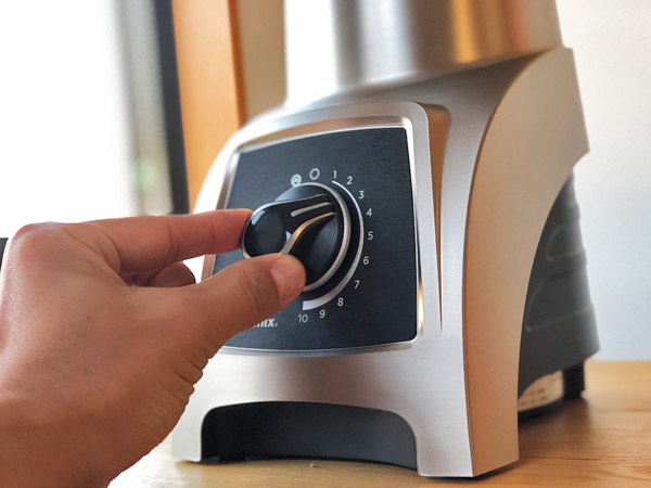 感動】高級ブレンダーVitamixバイタミックスS30開封レビュー | 専業