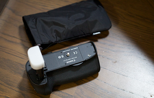 BG-E11：EOS 5D Mark III専用バッテリーグリップ: mono-logue
