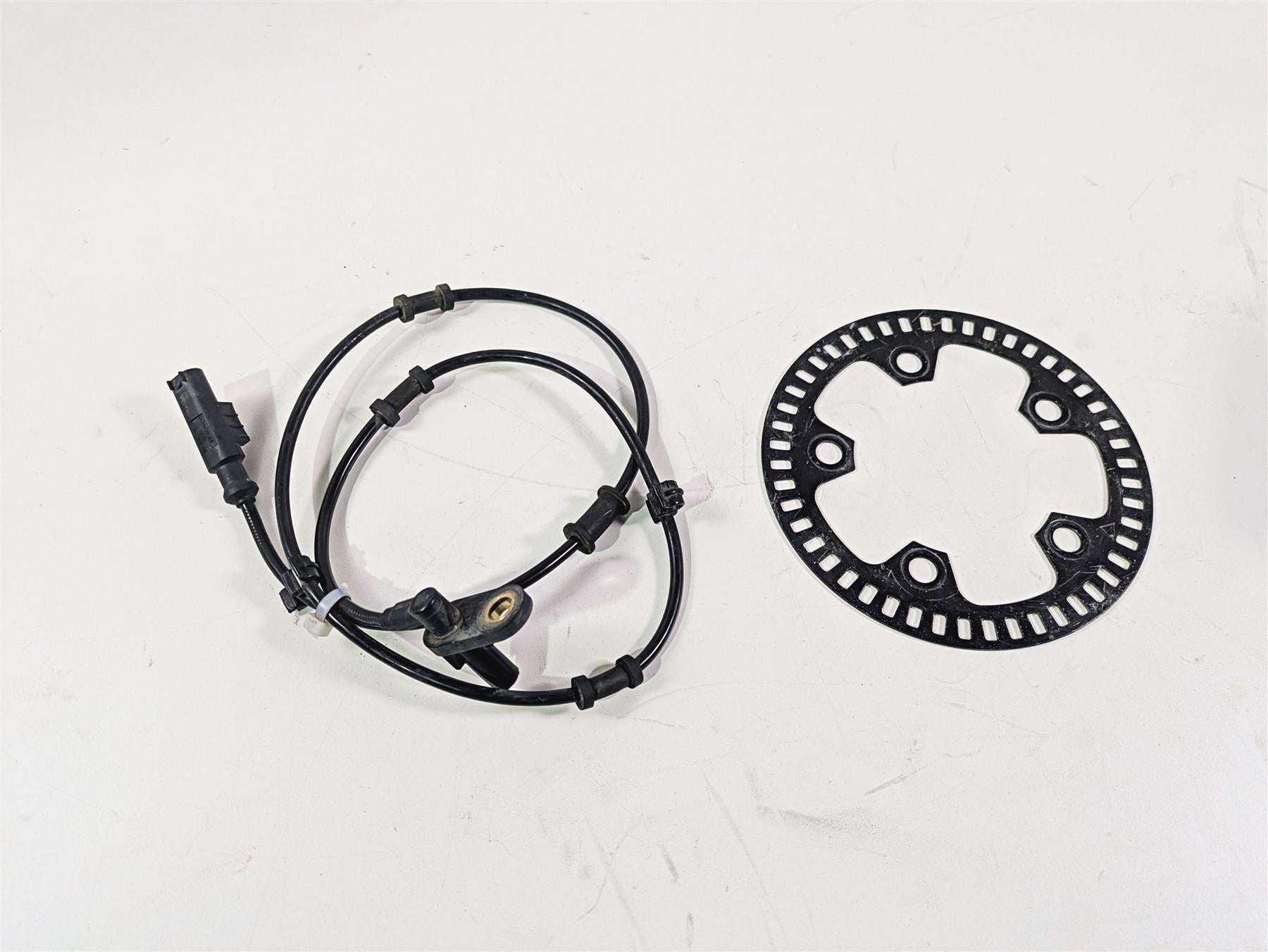 2016 Kawasaki ZX10R Ninja Front Abs Brake Wheel Speed Sensor 21176