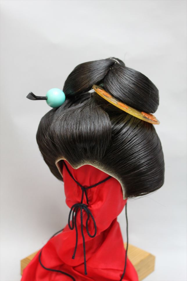 銀杏返し：いちょうがえし （蝶々髷：ちょうちょまげ） - 地かつら老田