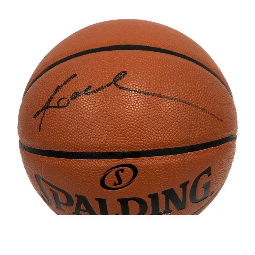 直筆サイン入り】コービー・ブライアント バスケットボールの販売