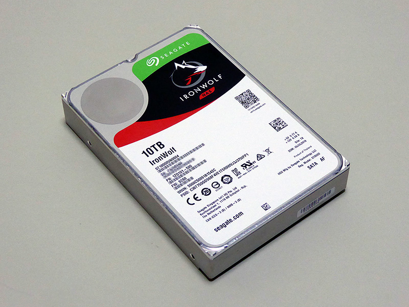 最安の10TB HDDをガッチリ検証、SeagateのNAS向け新ブランド「IronWolf