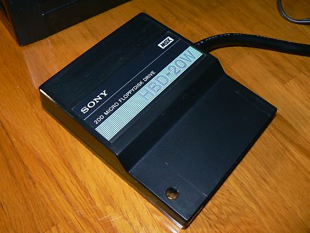 MSXの外付けフロッピーディスクドライブ: あんまんがのおうち-S