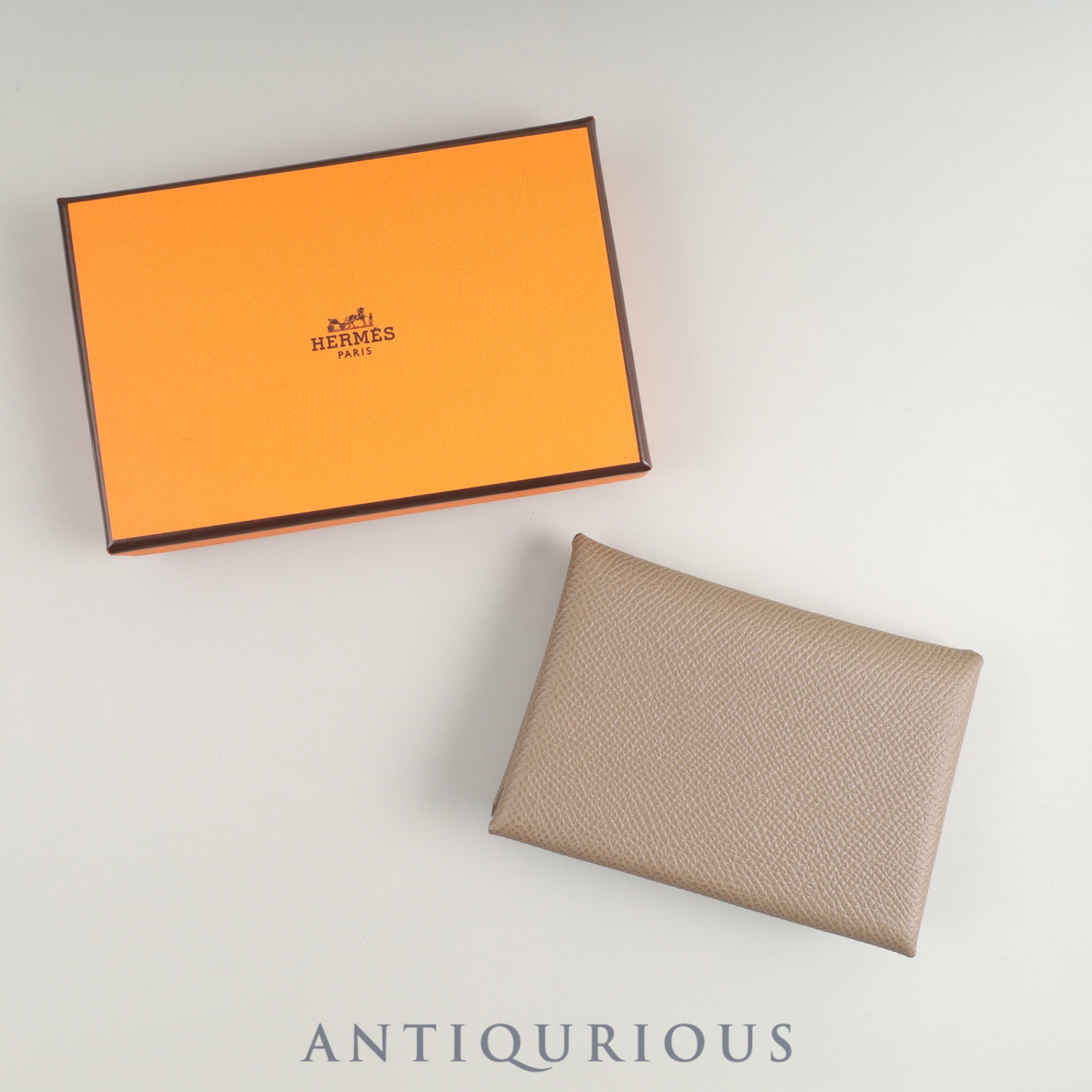 エルメス カルヴィ デュオ ヴォーエプソン コインケース エトゥープ 箱
