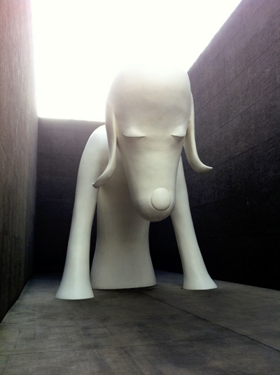 あおもり犬＠青森県立美術館 | 青森の魅力