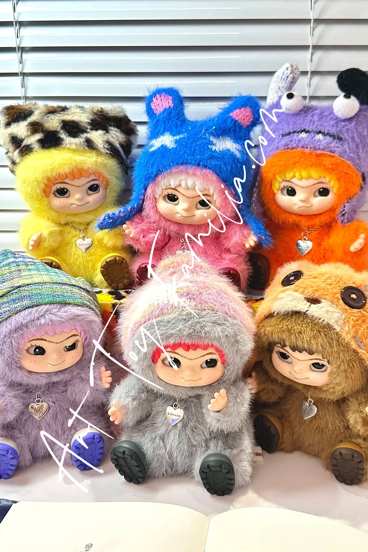 Wakuku Fuzzy Trendy Fun Party Series Plush Doll | LETSVAN – Art