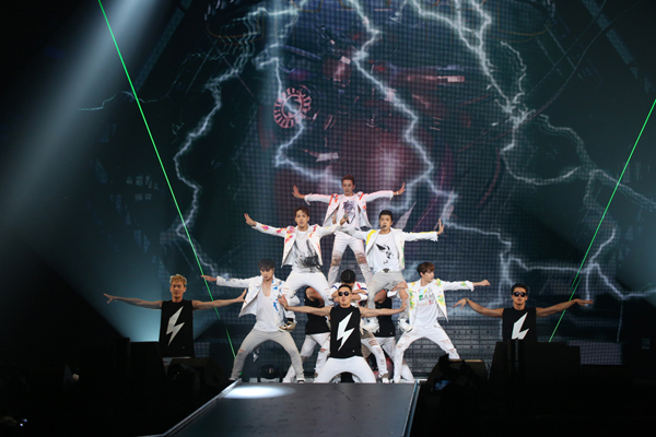 2PM、話題の韓国公演を日本で再現！「2PM CONCERT “HOUSE PARTY in