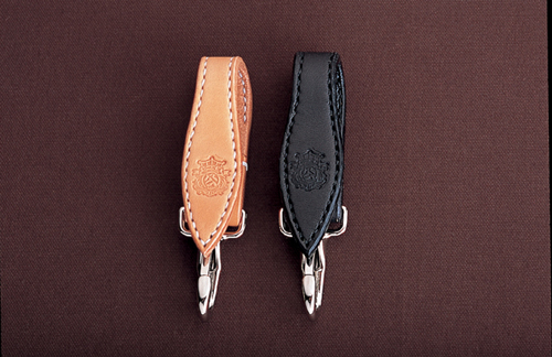 革財布・革製品のビーズ屋｜王冠キーホルダー