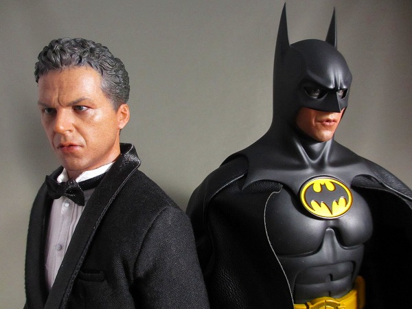 HOTTOYS 『バットマン リターンズ』バットマン&ブルース・ウェイン
