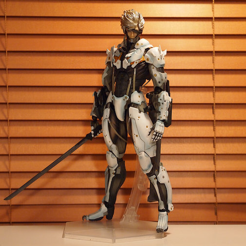 METAL GEAR RISING REVENGEANCE PLAYARTS改 雷電 White Armor Ver