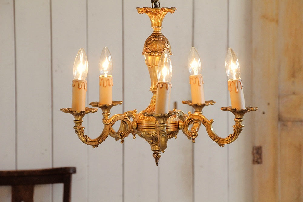 キャンドルをイメージした5灯シャンデリア フランスアンティーク照明