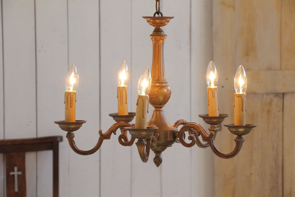 シンプルなキャンドル型5灯シャンデリア フランスアンティーク照明