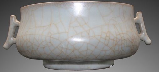 官窑双耳香炉赏析_瓷器陶艺_新浪收藏_新浪网