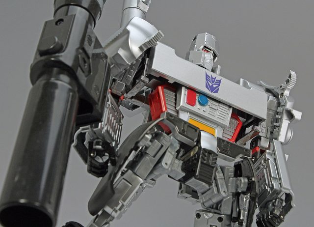 MP05_MEGATRON_40.jpg