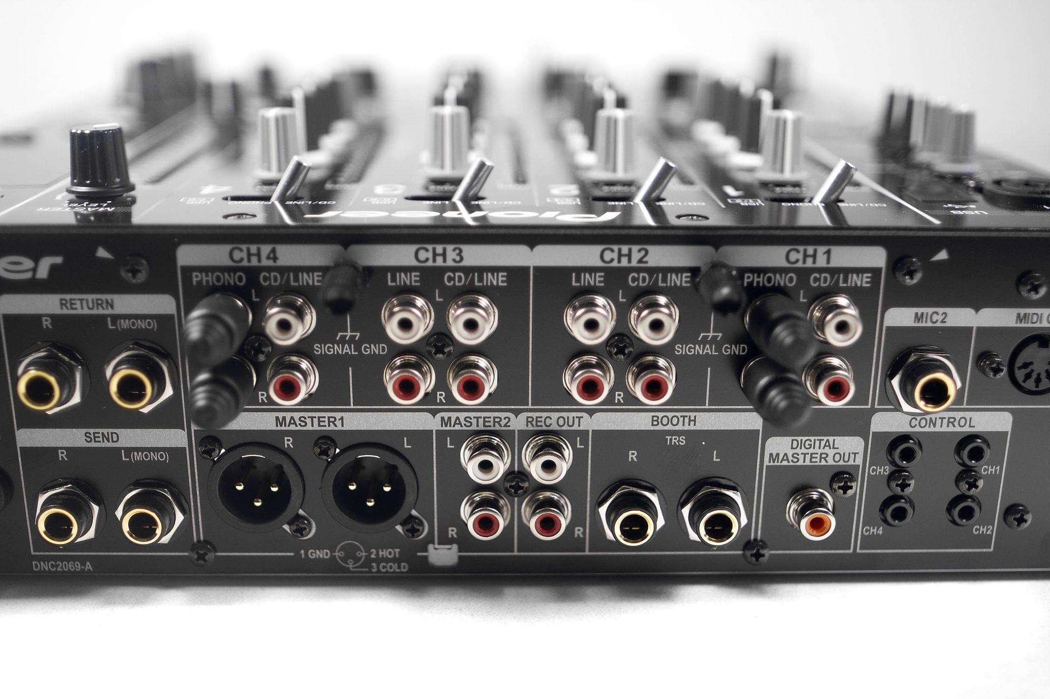 REVIEW: Pioneer DJM-850 4 Channel DJ Mixer – DJWORX
