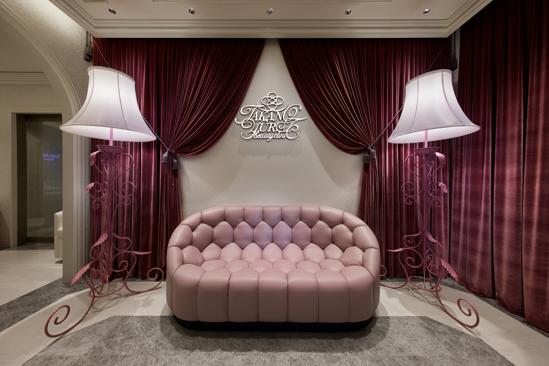 たかの友梨ビューティクリニック 大宮本店 | fantastic design works