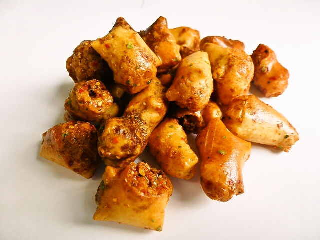 大人気！ころ助七味唐辛子。 おかきの工場直売！てづくりおかきの工場