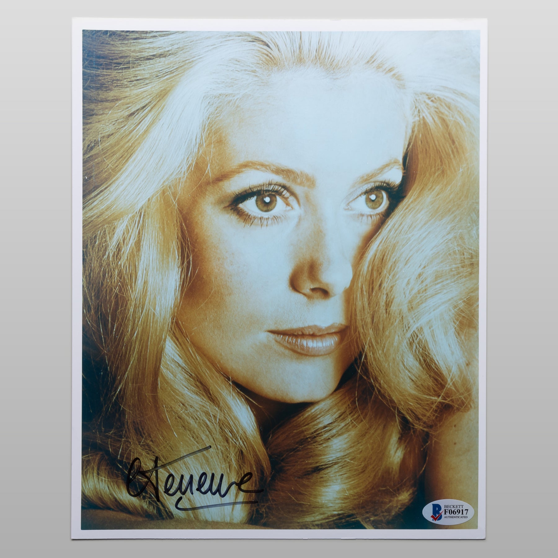 カトリーヌ・ドヌーヴ - ファンコレクションズ