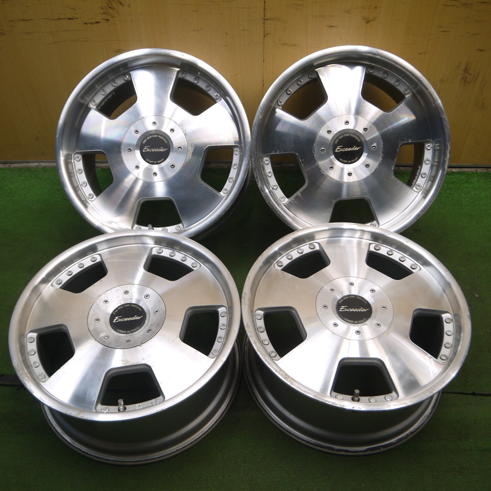 送料無料* 4本価格☆Exceeder FINALIST ディッシュ 絶版 エクシーダー