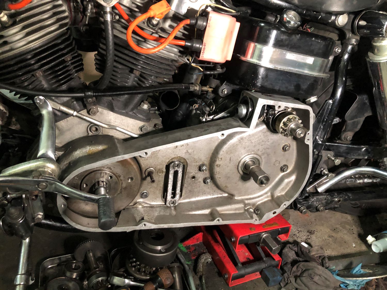 インナープライマリーケースまで組立完了 - 楽しいショベルヘッド ブログ