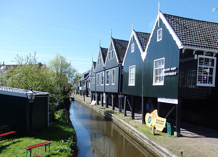 オランダ マルケン島はねはし