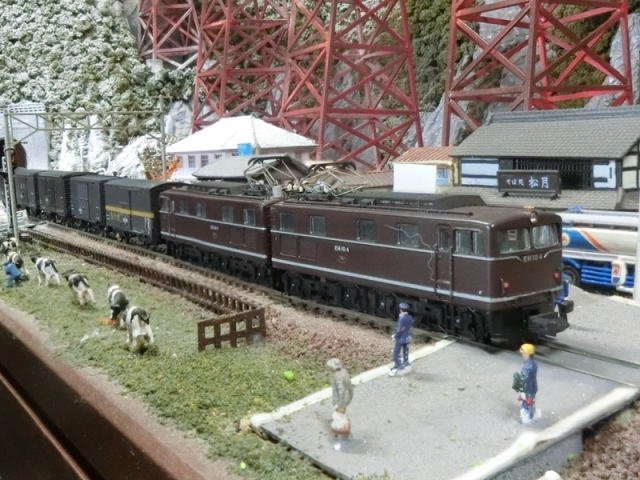 マイクロエース国鉄EH10-15・茶色・高速試験機と貨物列車とTOMIX N