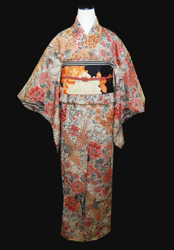 キラキラ！パーティーにもおすすめのマジョリカお召 | kimono sarasa