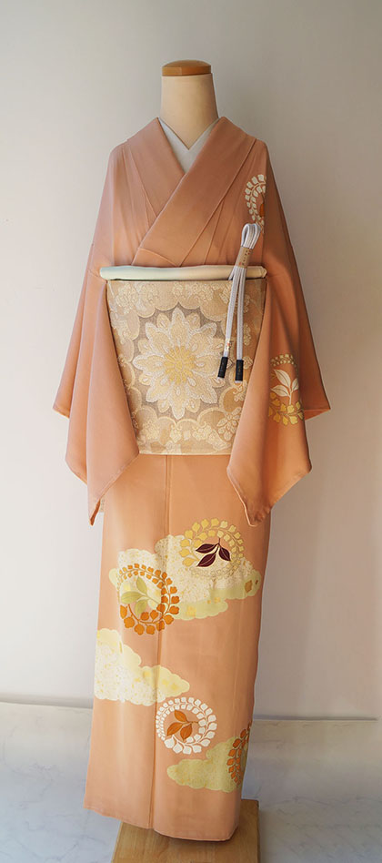 袷】志ま亀製 洒落柿色 抽象藤丸文 訪問着に2種の帯 | ちぇらうなぼる