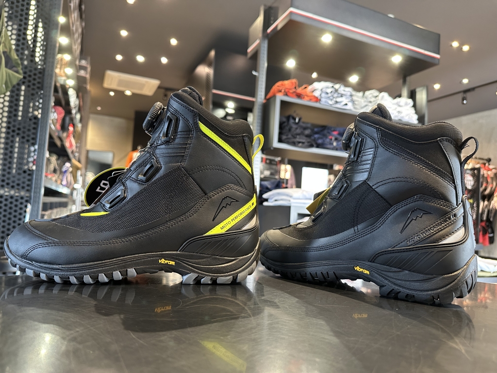 2025SS】アドーネシューズ 入荷：KUSHITANI 岡山店 | KUSHITANI