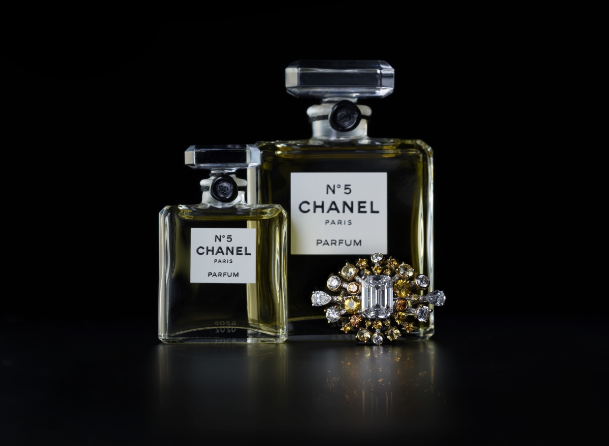 名香に捧げられた「コレクション N°5」シャネル 新たな輝きの伝説