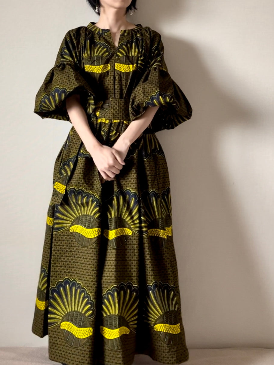 受注生産】ボリューム袖ワンピース（バナナの王様柄） – アフリカン