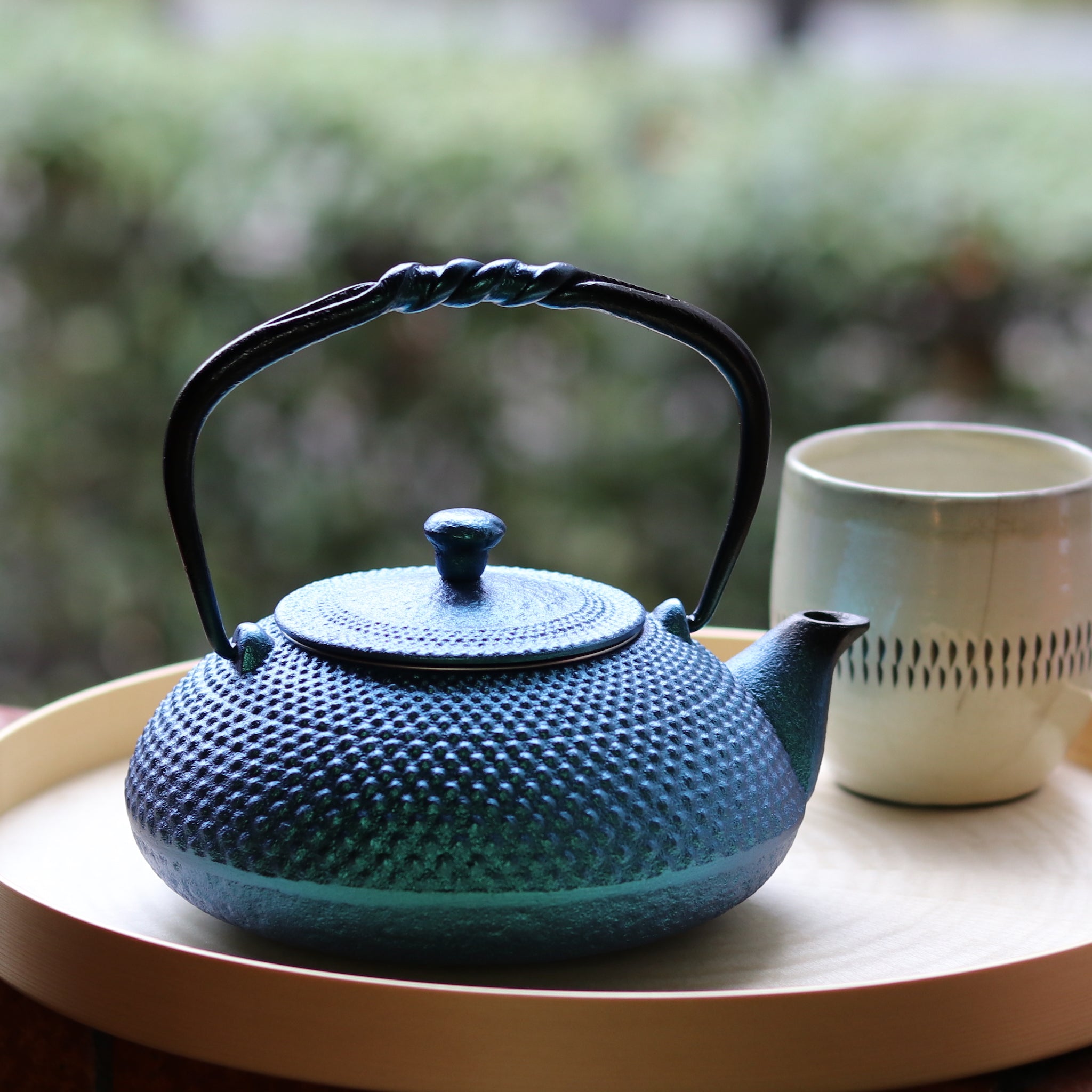 茶道具 南部霰鉄瓶 アラレ鉄瓶 薩摩枇杷色 風炉型野々田電熱器 動作品