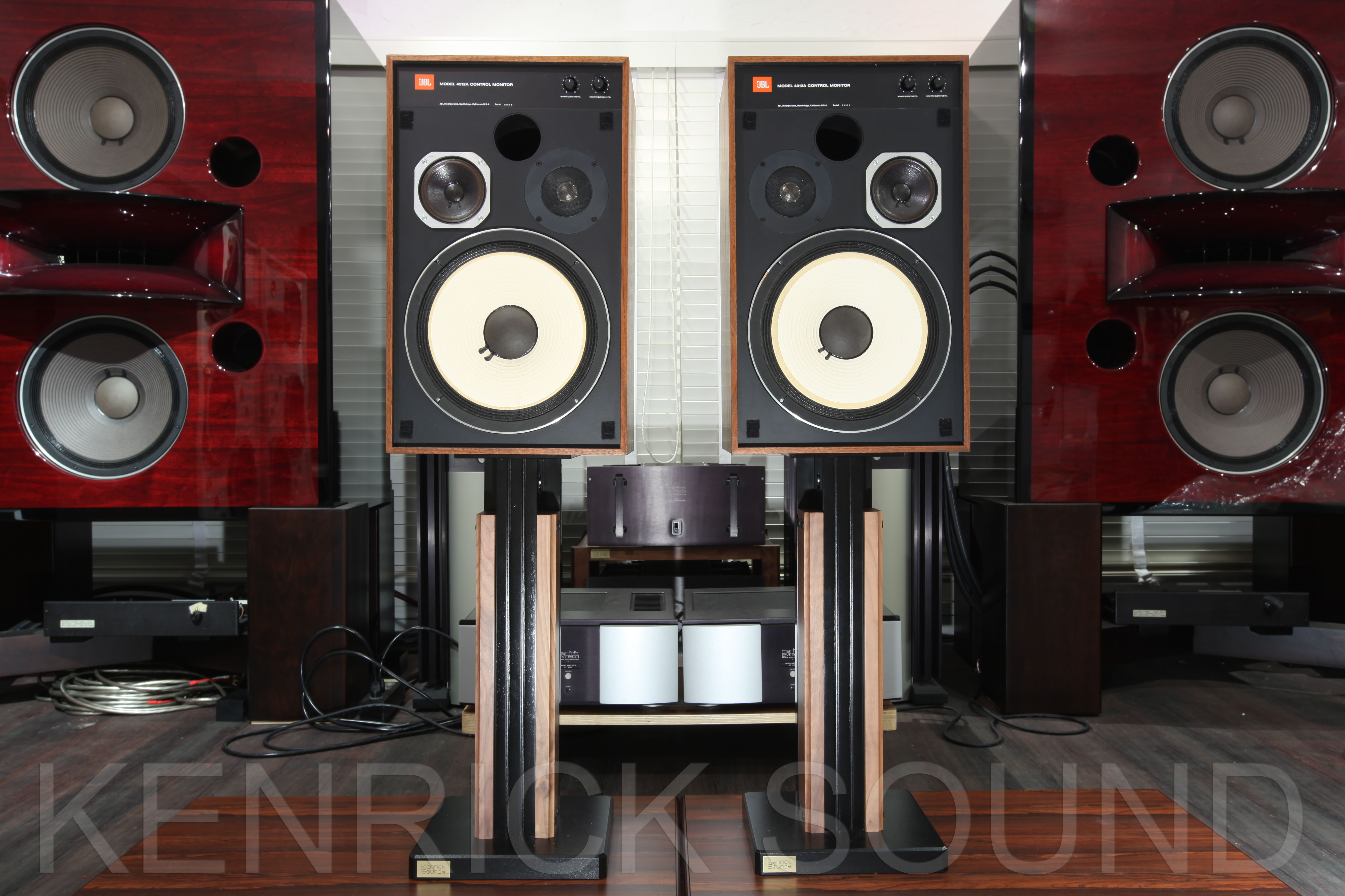 JBL 4312A コンパクトモニタースピーカー・ウォールナット美品