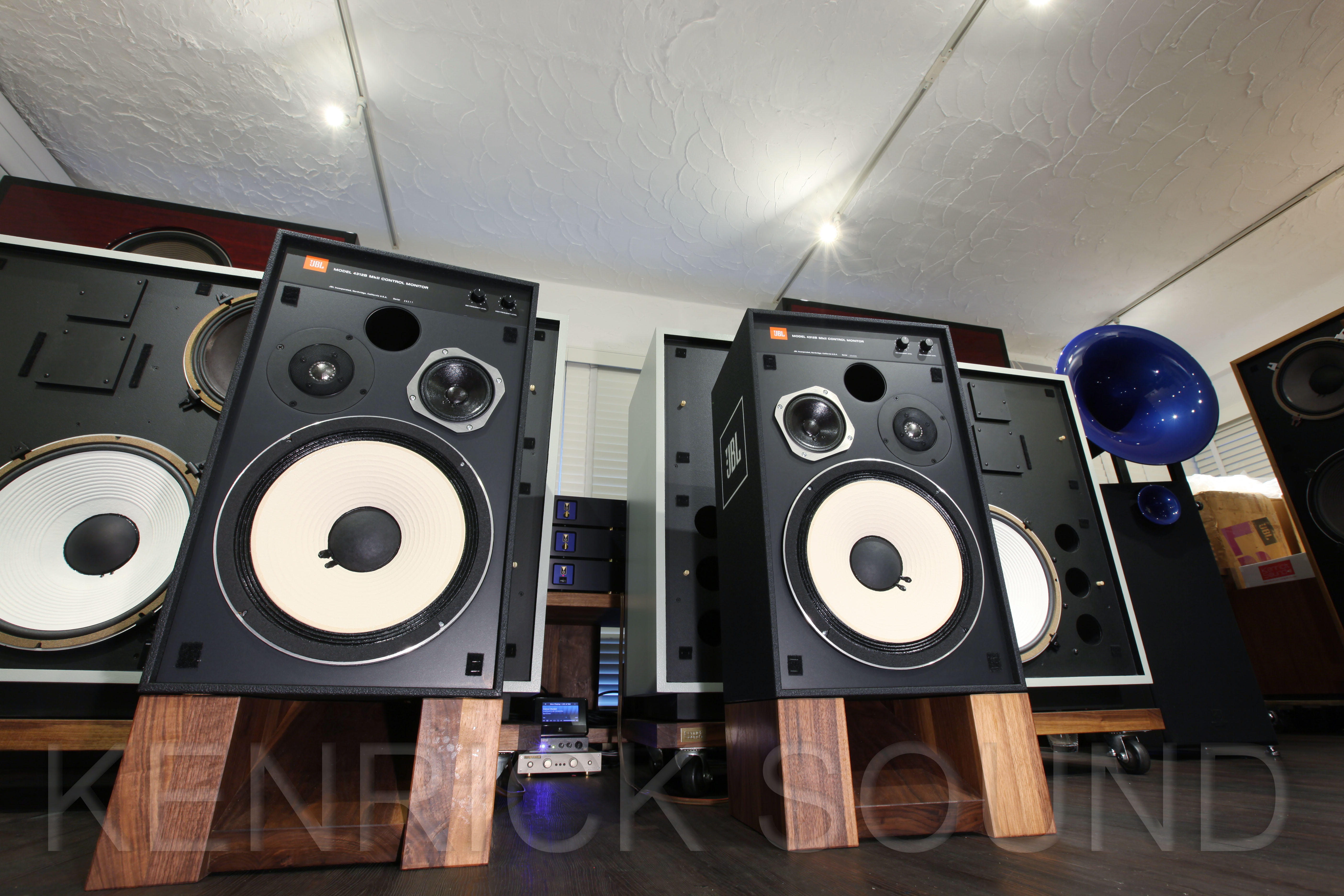 JBL 4312B MK2(MKII) 王道モニタースピーカー 送料無料 - ケンリック