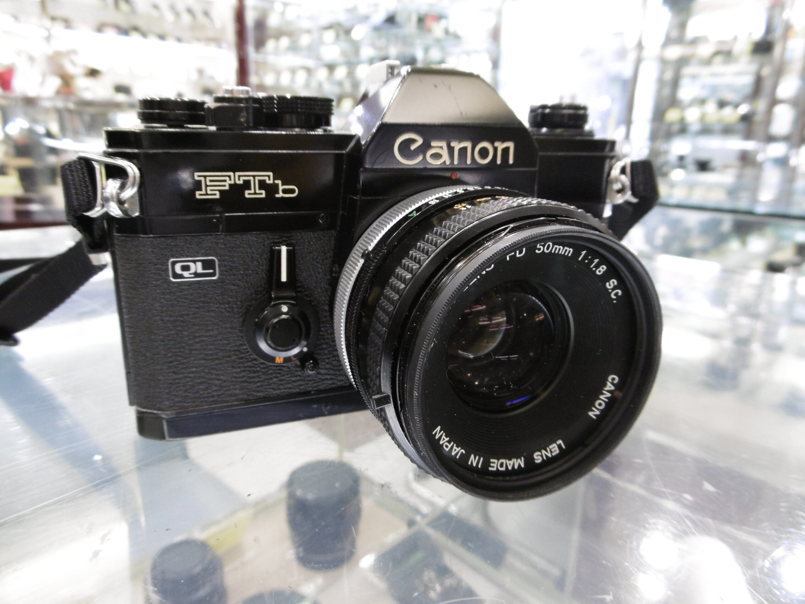 シンプル・イズ・ベスト！ フィルム一眼レフ「Canon FTb-N」