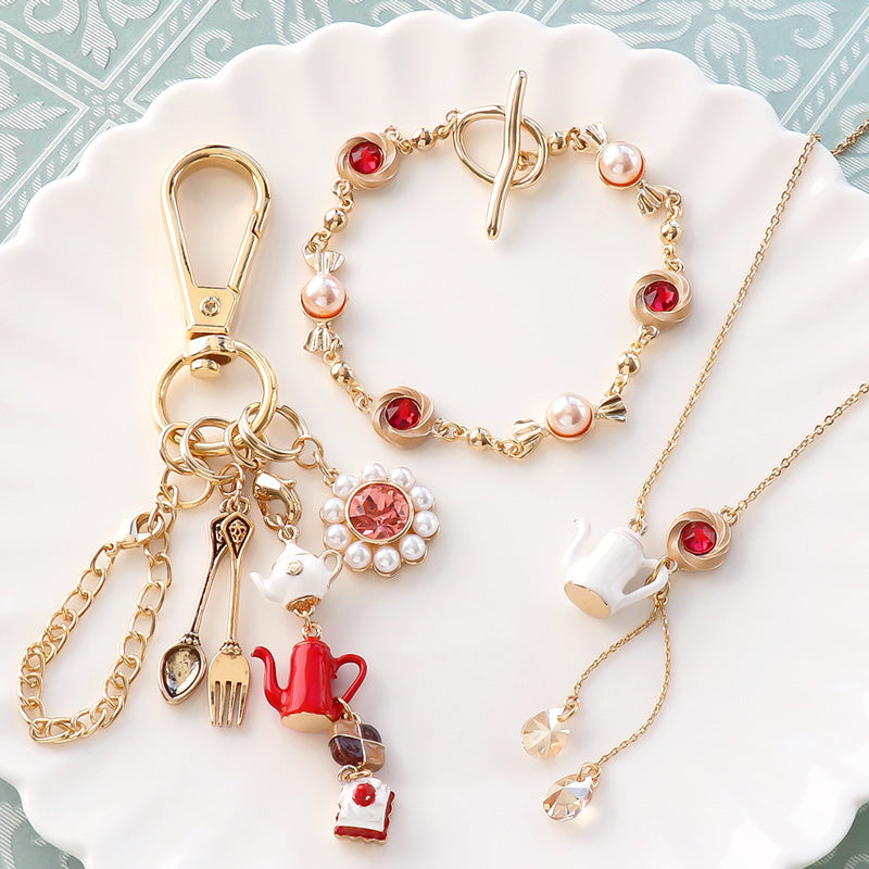 レシピNo.KR1261 クッキーチャームのアクセサリー3種 – 貴和製作所