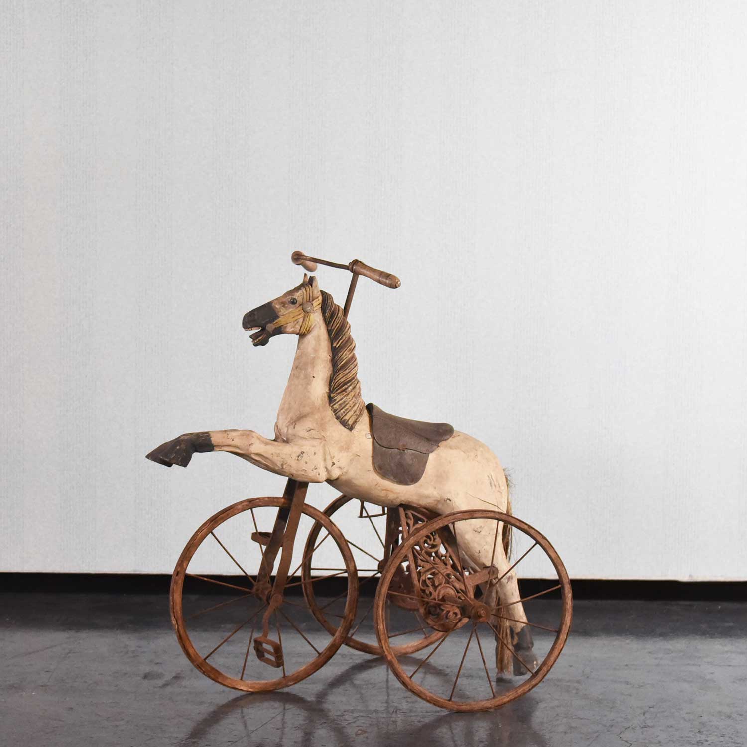 馬の三輪車ディスプレイ .OH-332E – 神戸アンティークウェアハウス