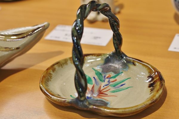 力強くあり続ける独特な壺屋焼 | 伝統工芸 青山スクエア