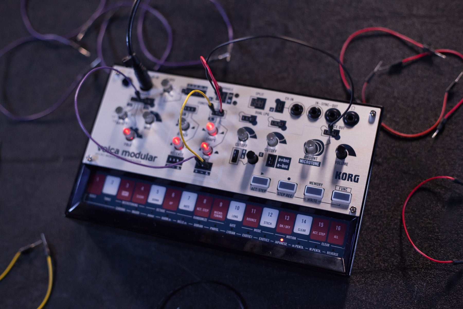 Korg Volca Modular Micro Modular Synthesizer – Kraft Music