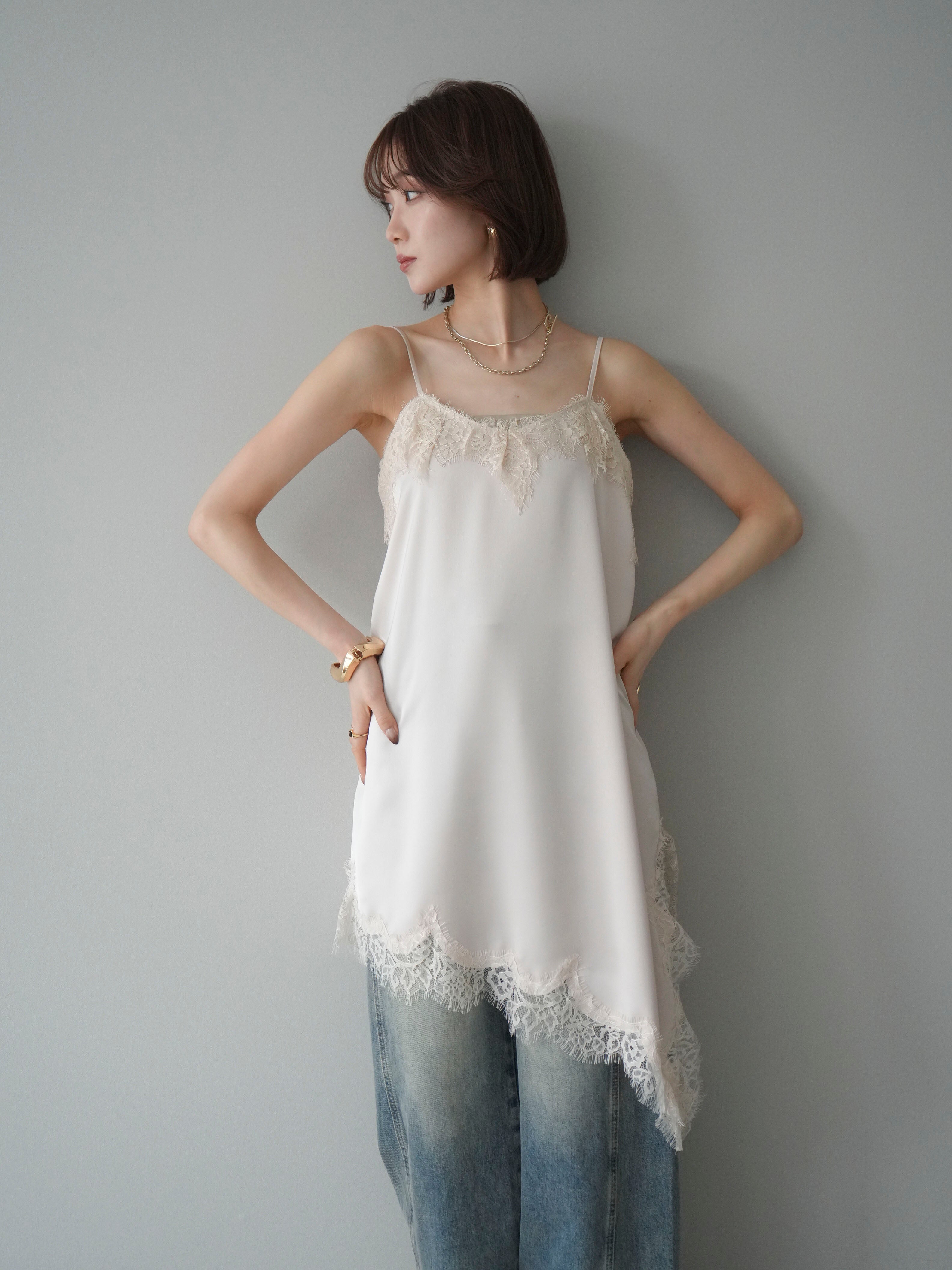 予約]アシンメトリーサテンレースキャミソール/ecru – Lumier