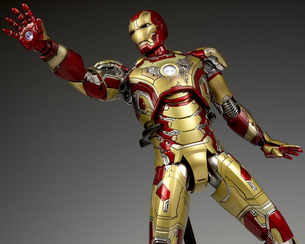 ホットトイズ アイアンマン・マーク42 レビュー - ガンダム 鉄血の情報