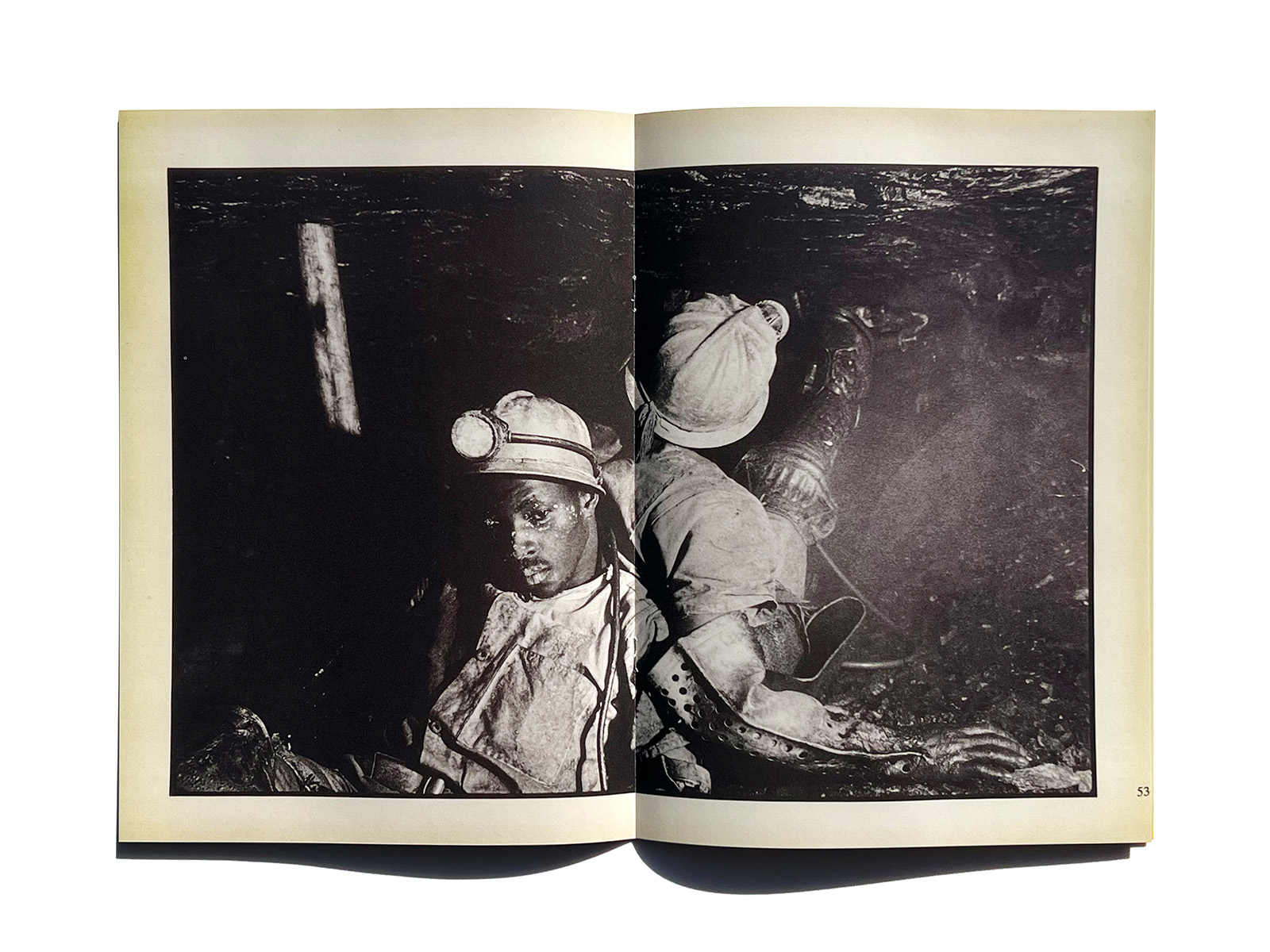 COMME des GARÇONS 2012 SS DM Rene Burri 12 | PAGE SPREAD