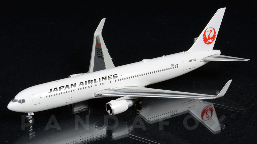 Japan Airlines Boeing 767-300ER JA621J Phoenix PH4JAL2072 Scale 1