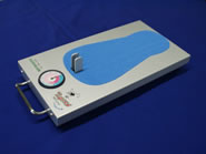 新企画出版「足指力計測器チェッカーくん」