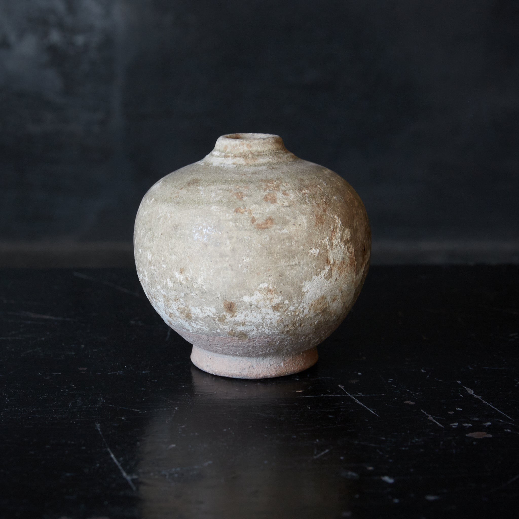 宋胡録（スンコロク） 小壺（中世：12–16世紀） | 入蘆花（ロカニイル）