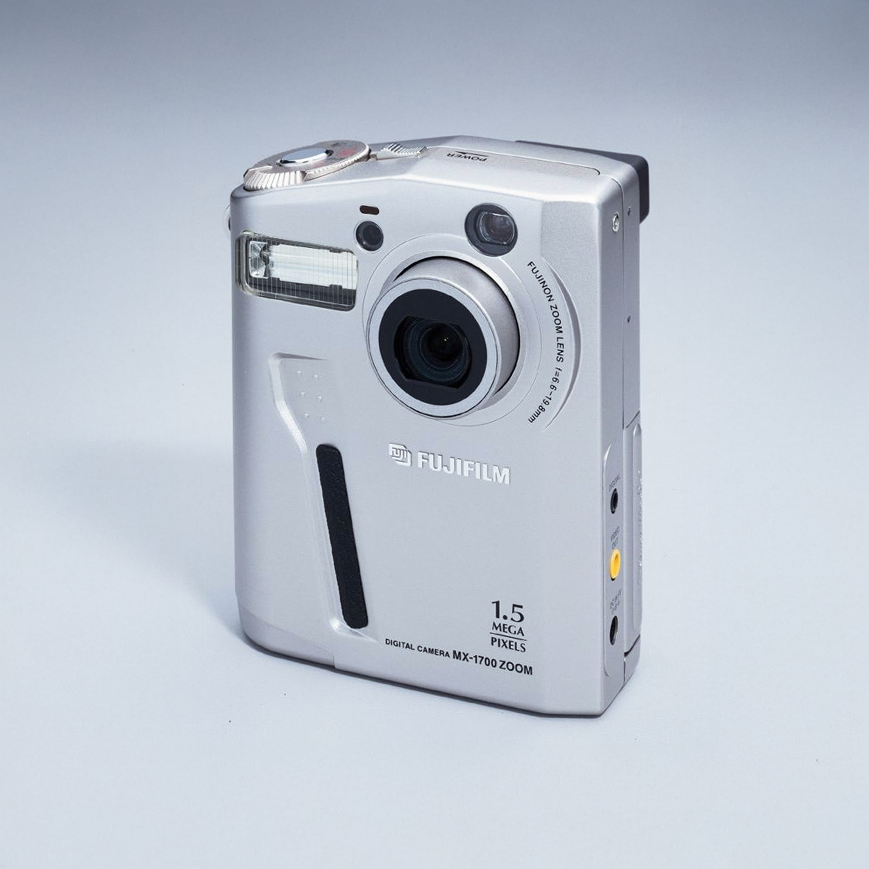 Fujifilm FinePix 1700Z | Retro Digital Camera | CCD Sensor – Retro