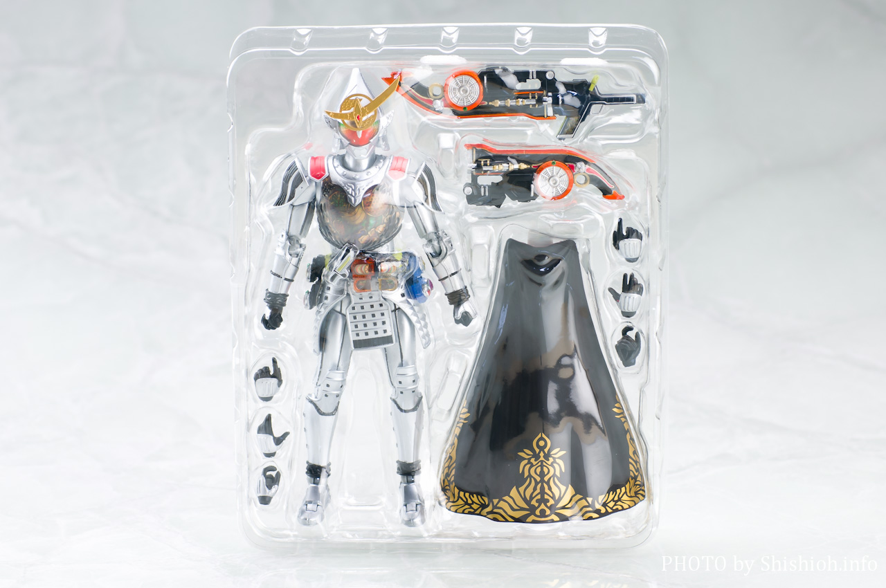 レビュー】 バンダイ S.H.Figuarts 仮面ライダー鎧武 極アームズ [仮面