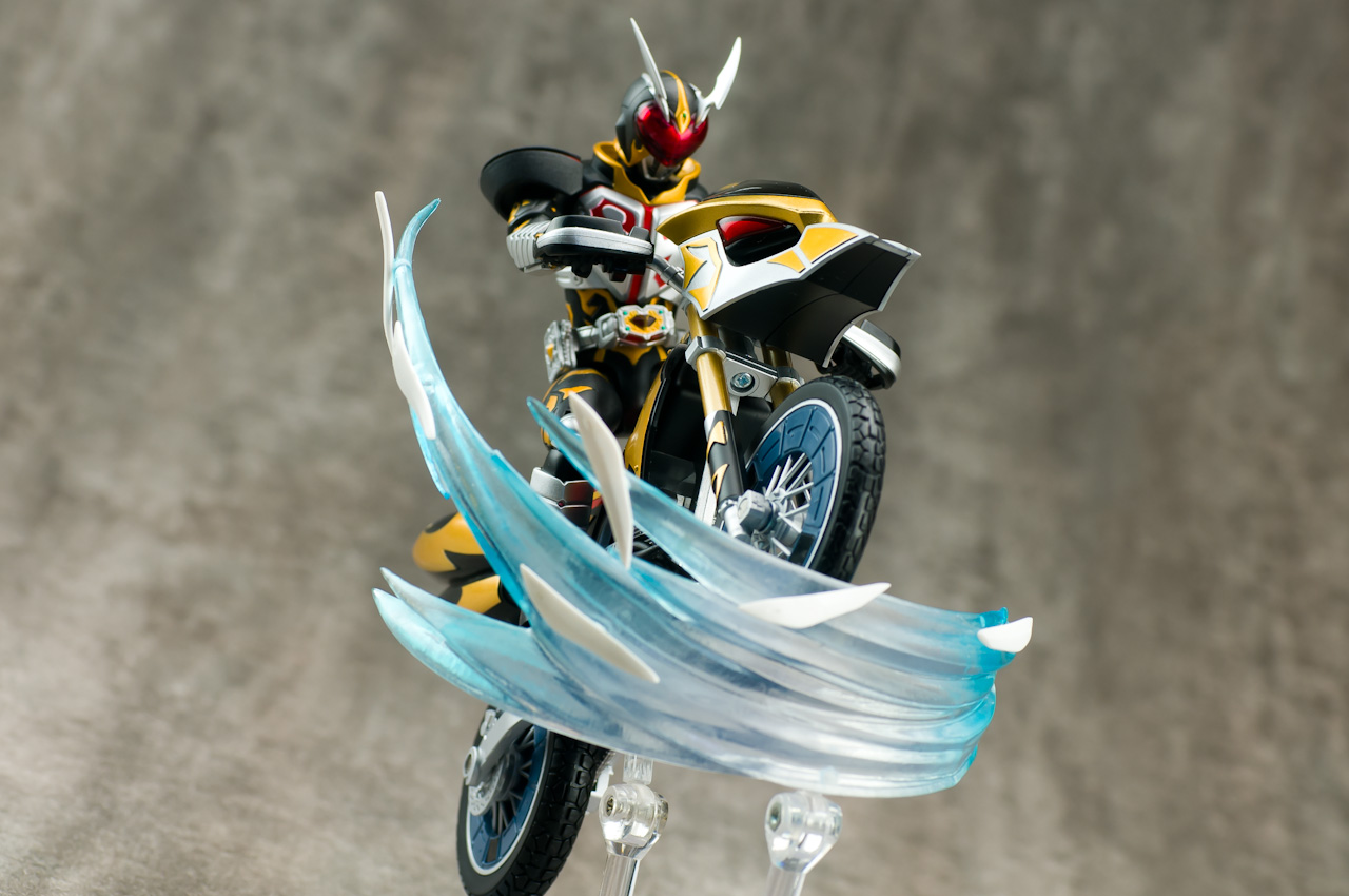 レビュー】 バンダイ 魂ウェブ商店 S.H.Figuarts シャドーチェイサー